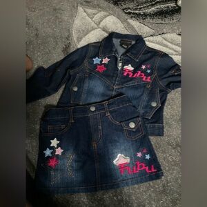 Demin skirt with matching denim jacket.